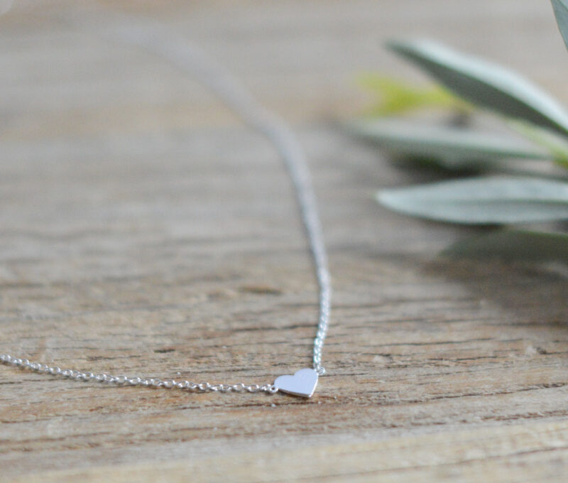 SILBER ANKERHALSKETTE KURZ MIT HERZLI ART NR. H/A 147 - kleines Herz