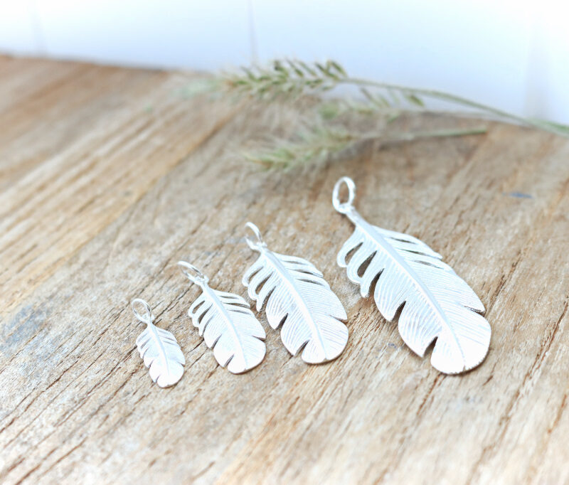 SALE Silber Federanhänger art nr . H/A 29