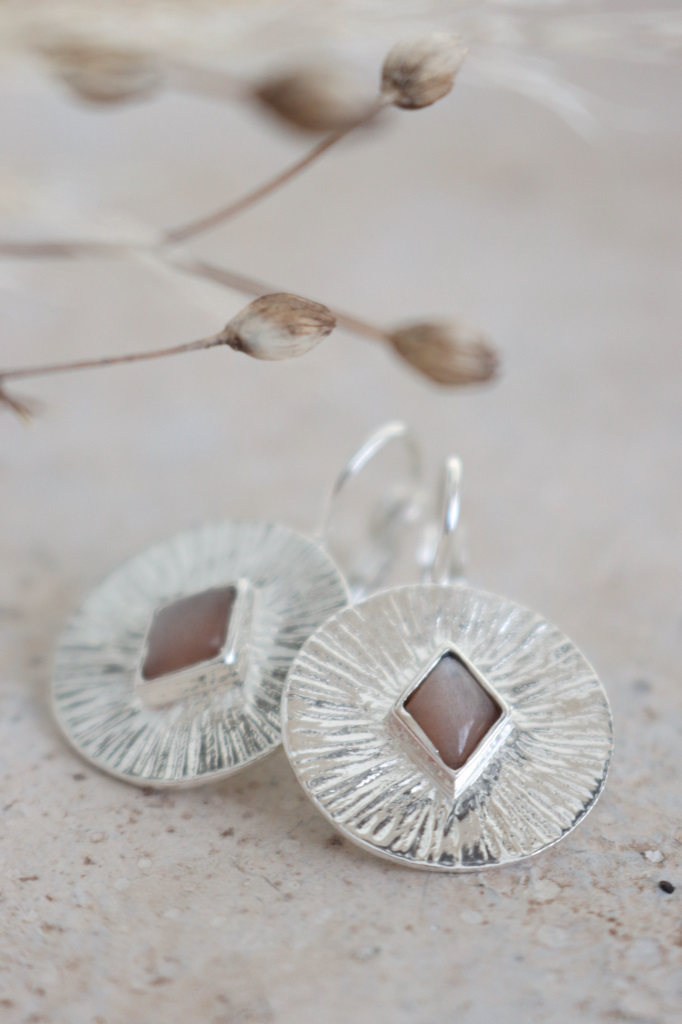 SALE Silber Ohrenhänger Giselle chocclat Mondstein Pink Sand  Art. nr. Ps 01-4827-CMS