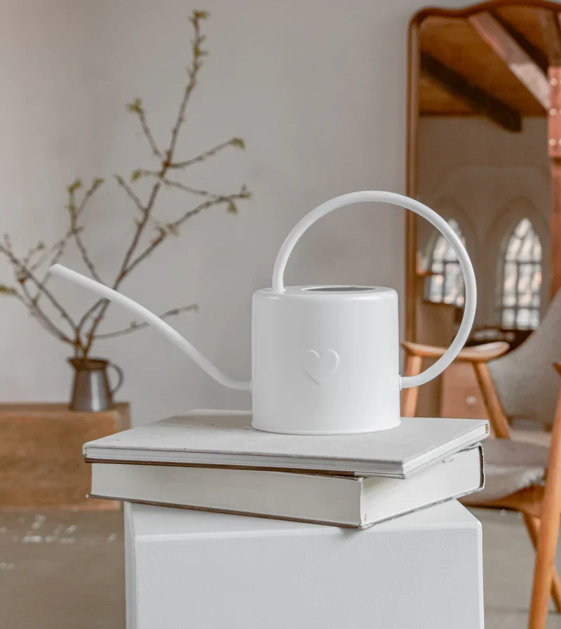 Gießkanne Herz Weiss  Eulenschnitt  Art nr. E05