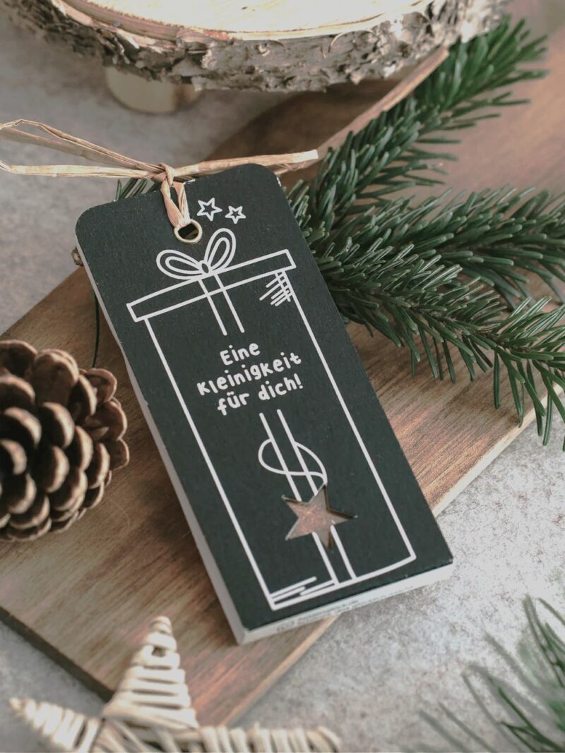 Eine Kleinigkeit · Geschenkanhänger mit Gewürz Heldenglück Art nr. H22