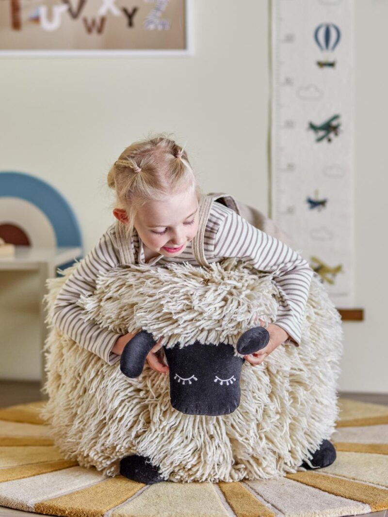 Dolly Pouf, Weiß, Wolle   Bloomingville Art nr. Bv 662