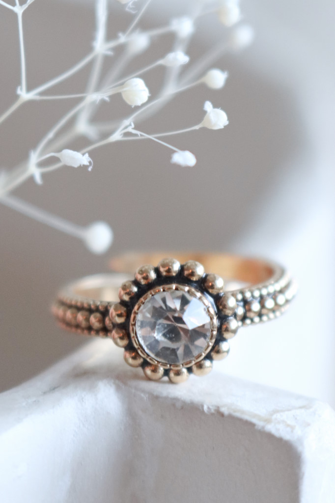 Gold Fingerring geschwärzt Kristall Art. nr. FRCHCR