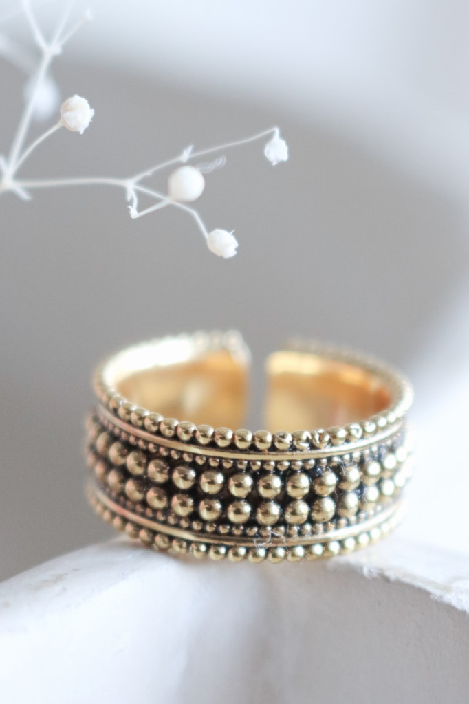 Gold Fingerring Freda geschwärzt Art. nr. FR1410182