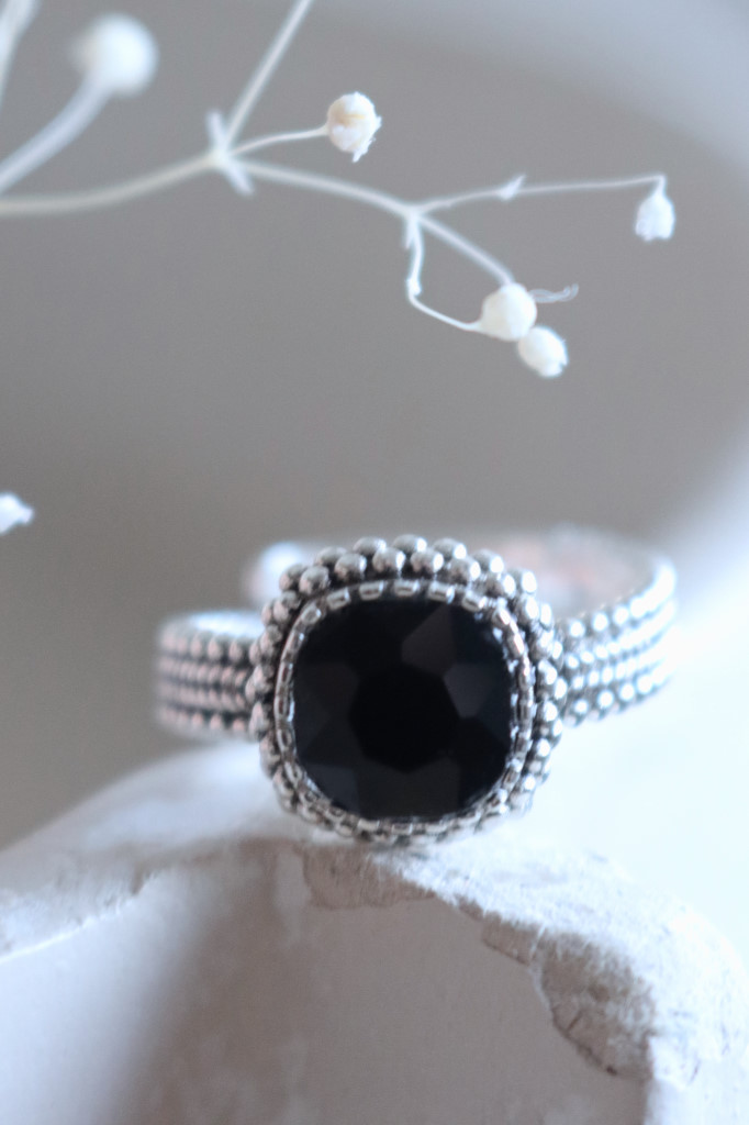 Silber Fingerring Elenor geschwärzt schwarz Art. nr. FR101079CHJT