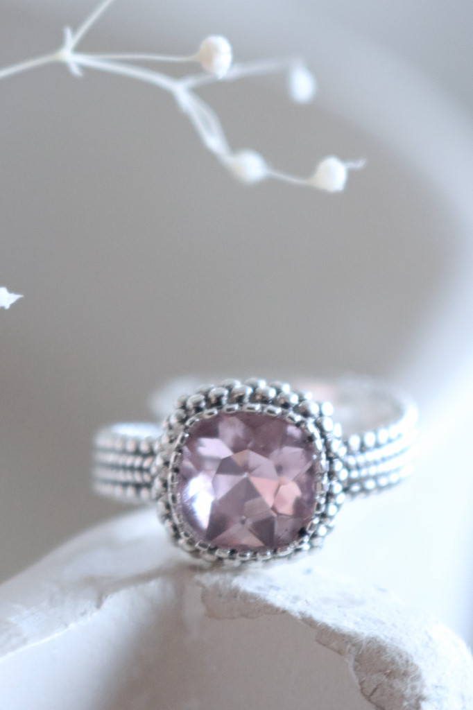 Silber Fingerring Elenor geschwärzt Pink Art. nr. FR101079CHRN