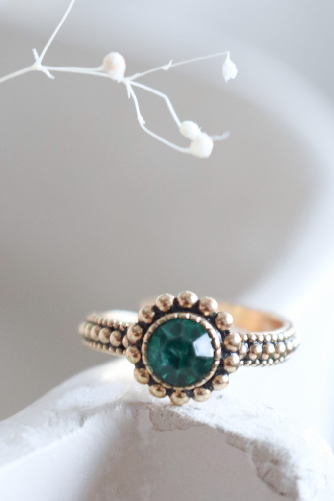 Gold Fingerring geschwärzt Grün Art. nr. FRCHLE