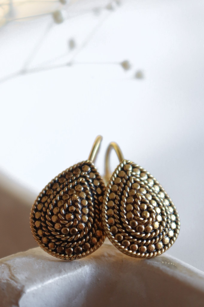 gold Ohrenhänger Troppa geschwärzt Art. nr. OHs107893