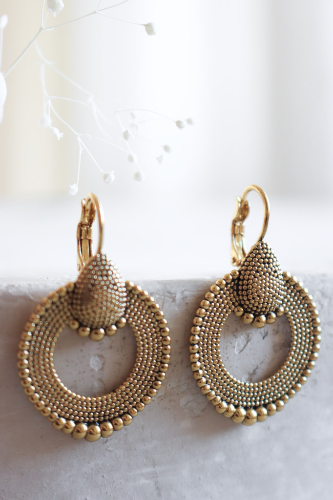 gold Ohrenhänger Viktoria geschwärzt Art. nr. OHs10-1041