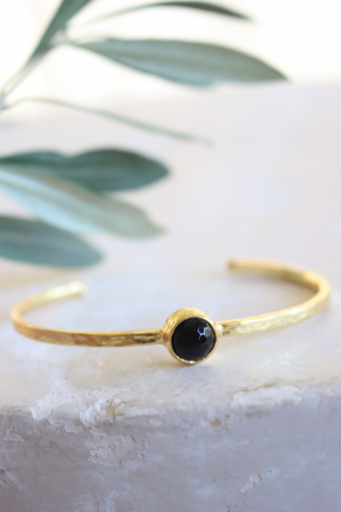Gold Armspange Stone Onix schwarz TCS Art. nr.IFA159H