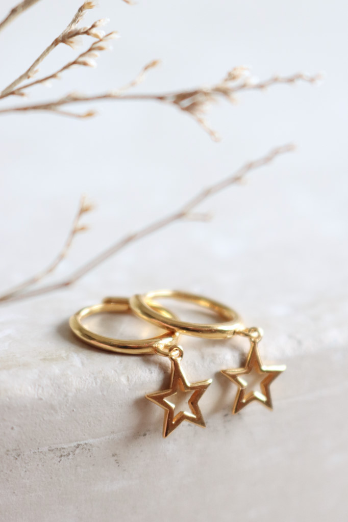 Gold Creolen mini Stern Art. nr. OH 9688