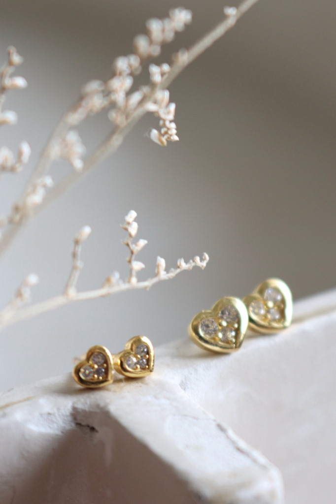 Gold Ohrstecker Herz Zirkonia Art. nr. OH863