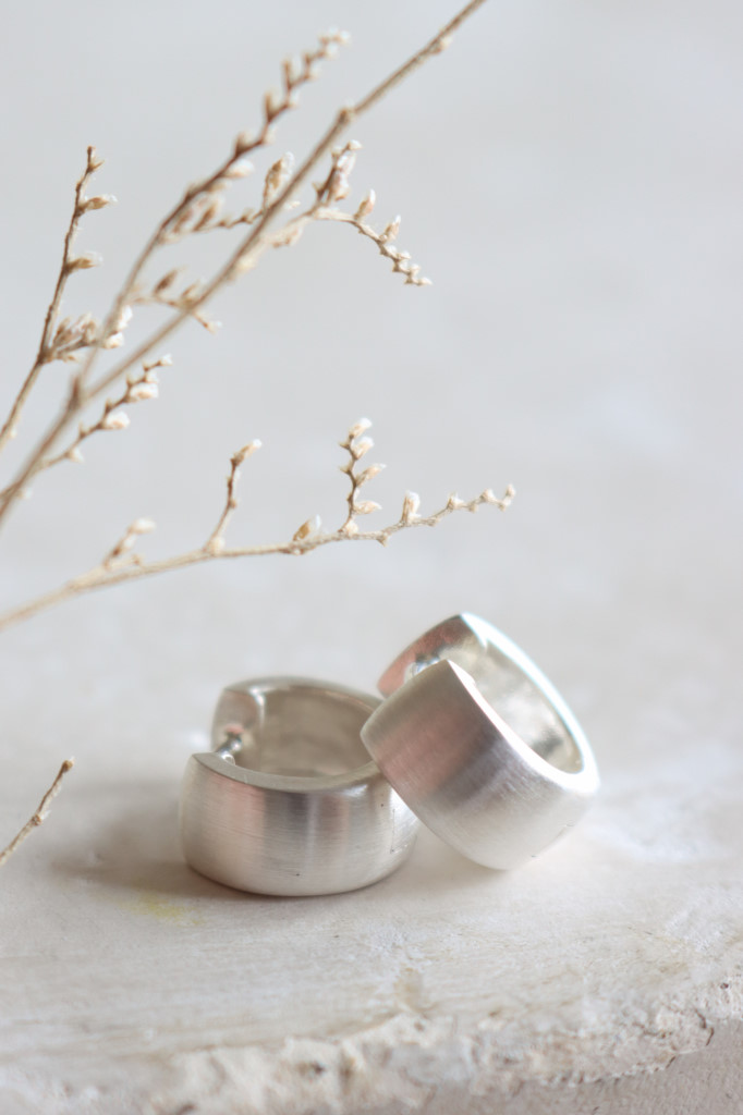 Silber Creolen Breit flach matt Art. nr. OH09-cre-2090