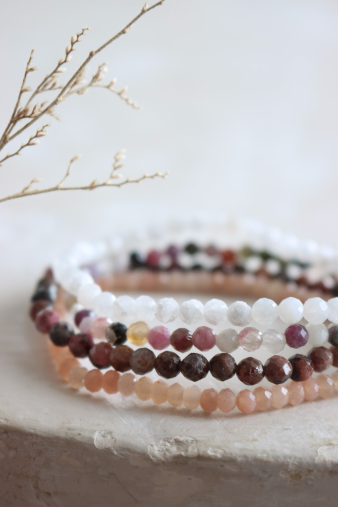 Einfaches Edelstein Armband fac. 4mm  Art. Nr. AB417