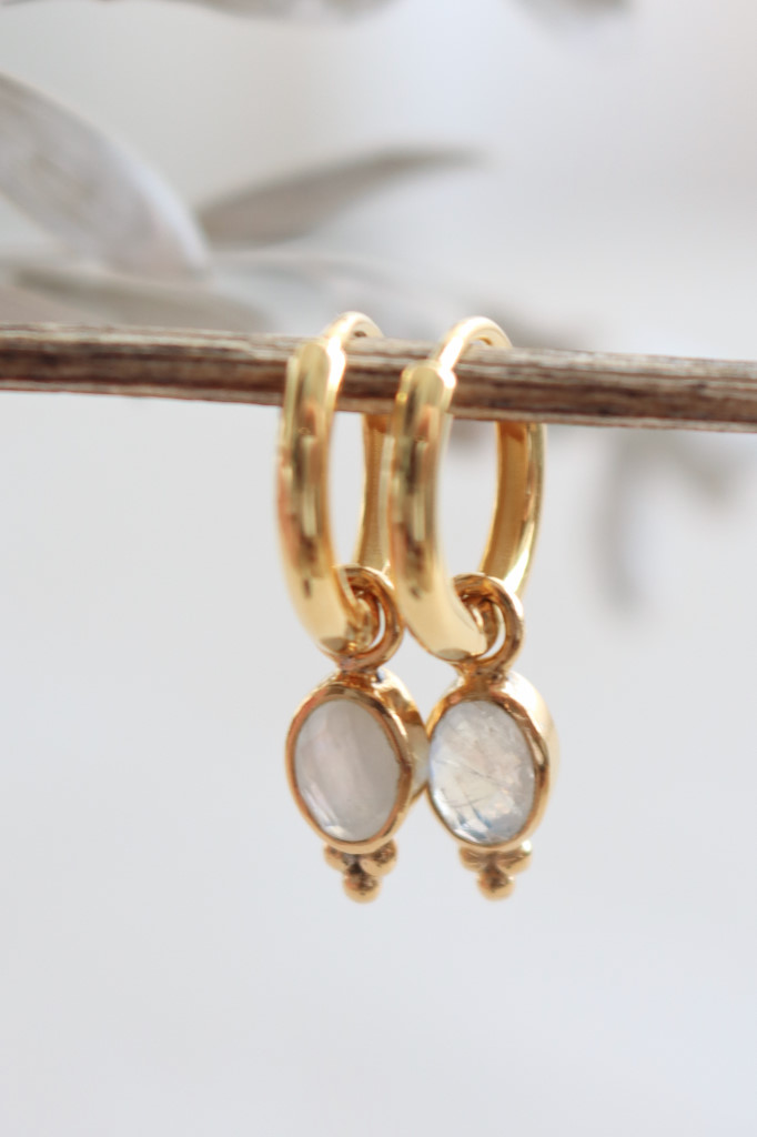 Gold Creolen Symphony Regenbogen Mondstein  Art. nr. OH88-2159-02-4-