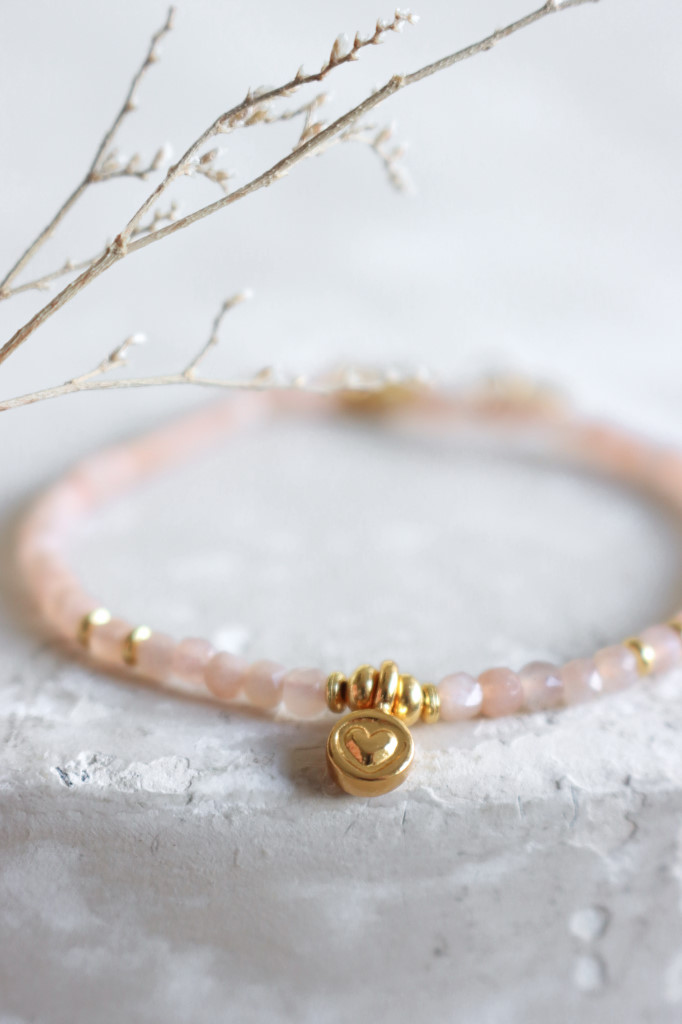 gold Armkette Softly Nude Mondstein Da Shanti Art. nr. DS691