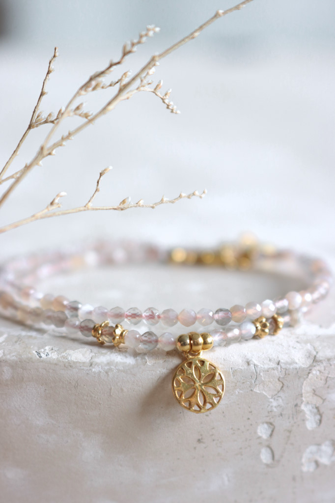 Gold Armkette Entire nude Mondstein Da-Shanti DS13947