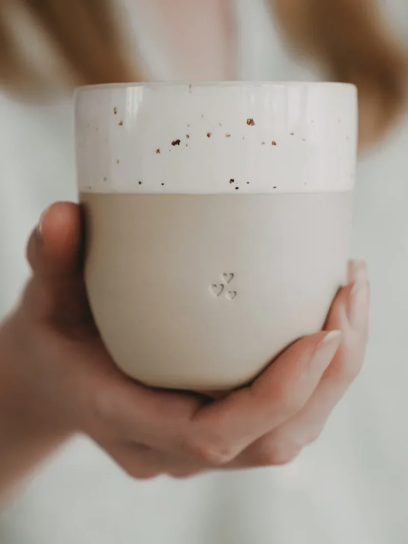 Kleiner Becher Kleine Herzen Eulenschnitt Art nr. E 773